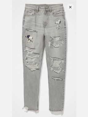 American Eagle x Peanuts Snoopy Charlie Brown Distressed Gray Denim Mom Jeans 10